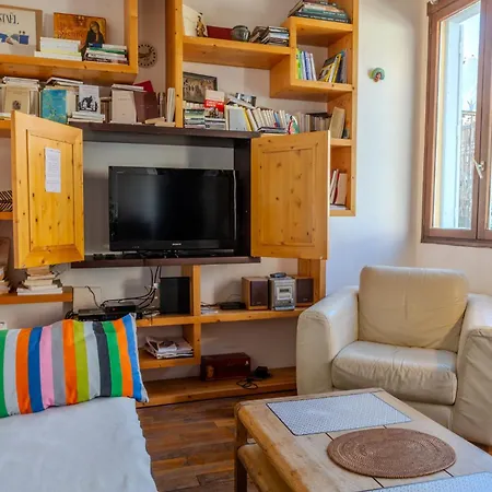 Apartment Cocon Lyonnais Au Coeur De La Croix-rousse *